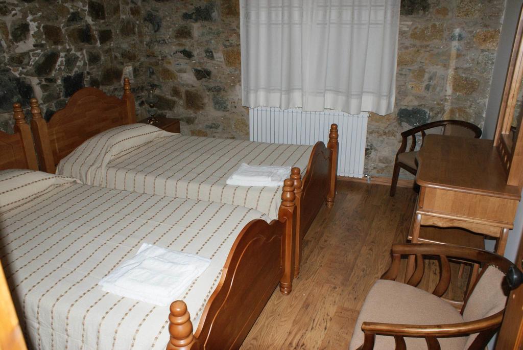 Atratsa Mountain Suites Kalopanajotis Pokój zdjęcie