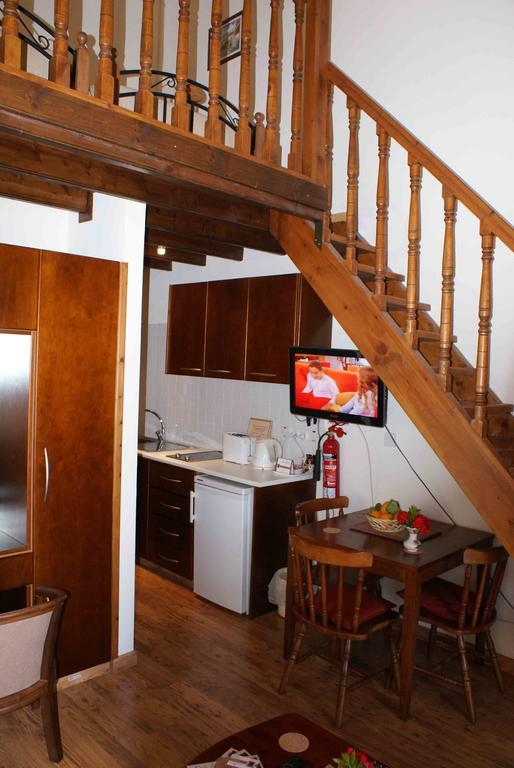 Atratsa Mountain Suites Kalopanajotis Pokój zdjęcie
